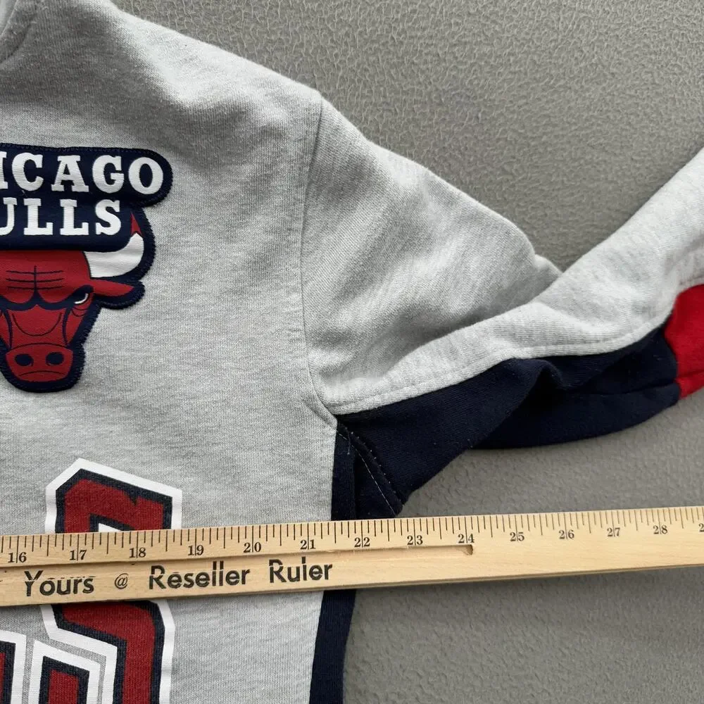 Chicago Bulls Hoodie Mens XL Gray Red NBA Basketball Pullover Colorblock USA - Picture 4 of 10